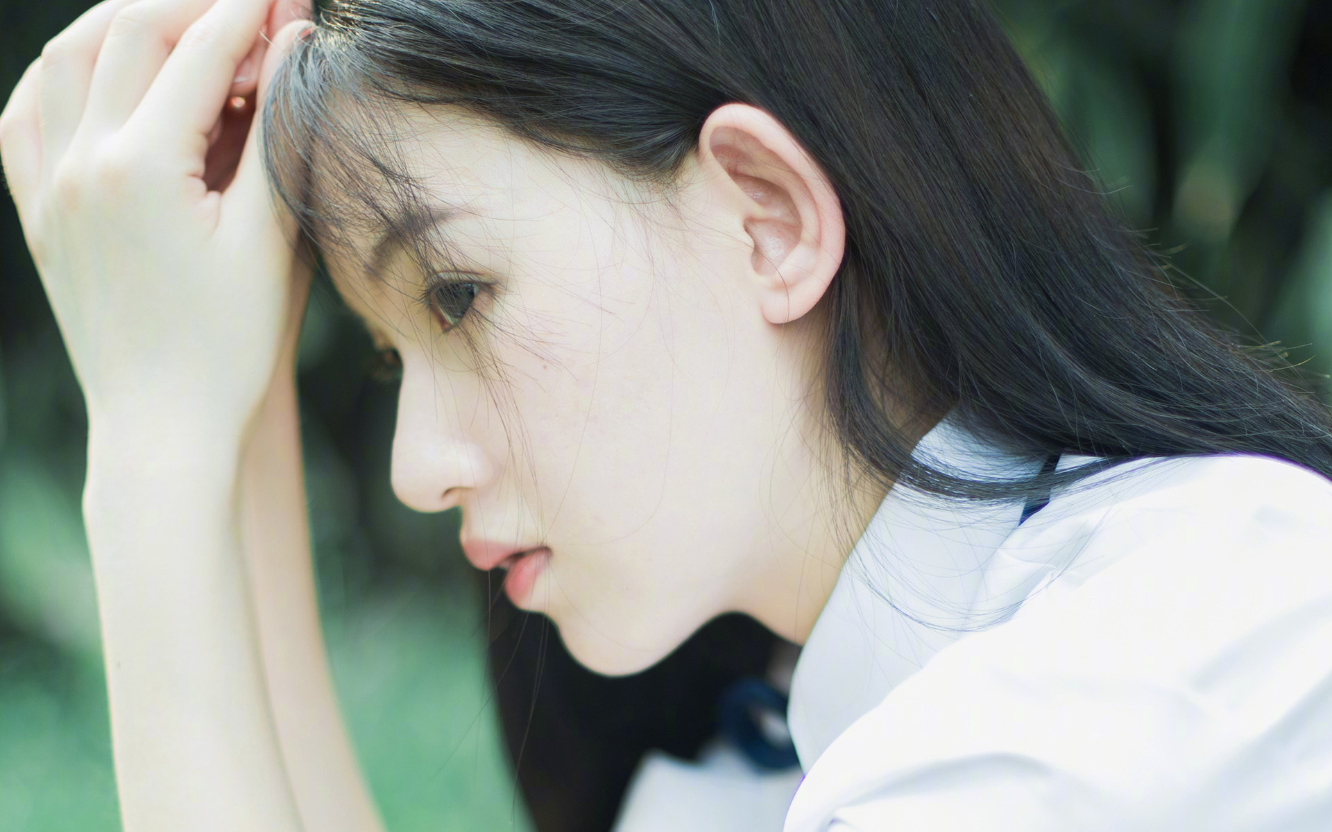 “沿海冲刺：海岸线上的极速狂奔”，海岸线走向