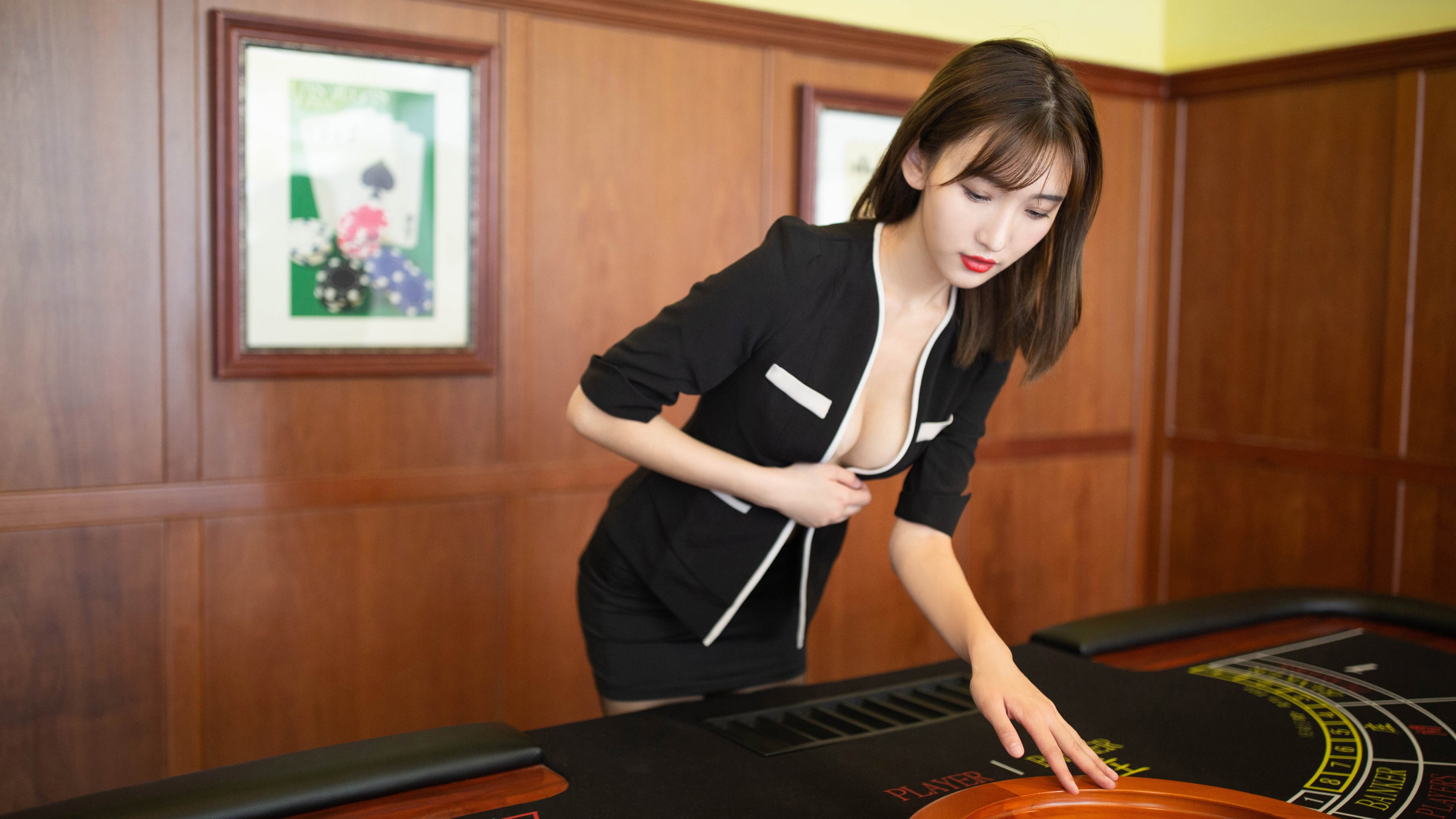 开云APP-鹈鹕赛后安排球员进行心理疏导减轻压力，鹈鹕队球员数据统计