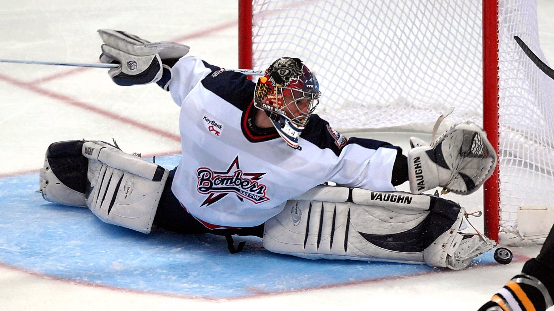 开云体育网页版-【青训阶梯】新一代明星通过战术训练逐步崛起，军人训练明星