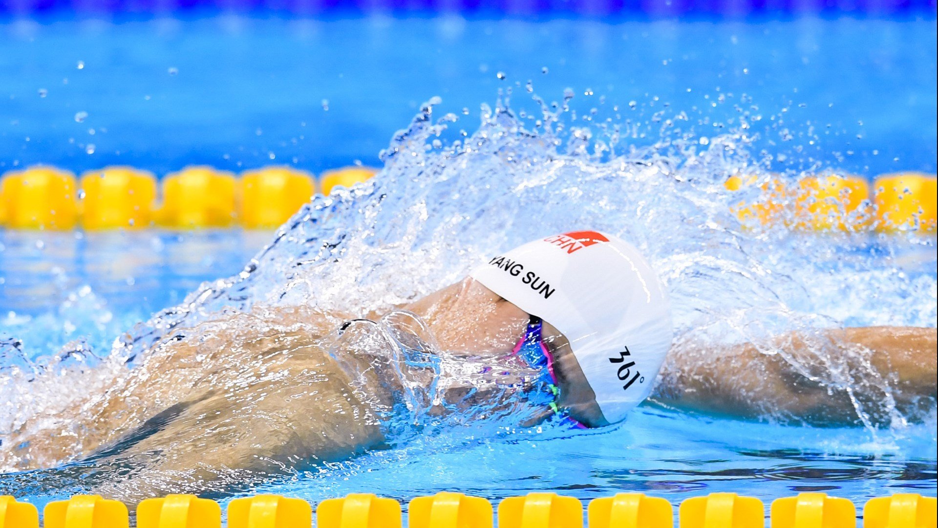 史上最“炫炸”的投篮手感：库里多场比赛三分球命中率超过70%！